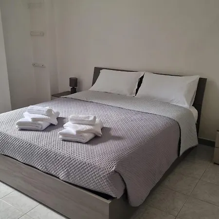 Mimina 36 Apartment *